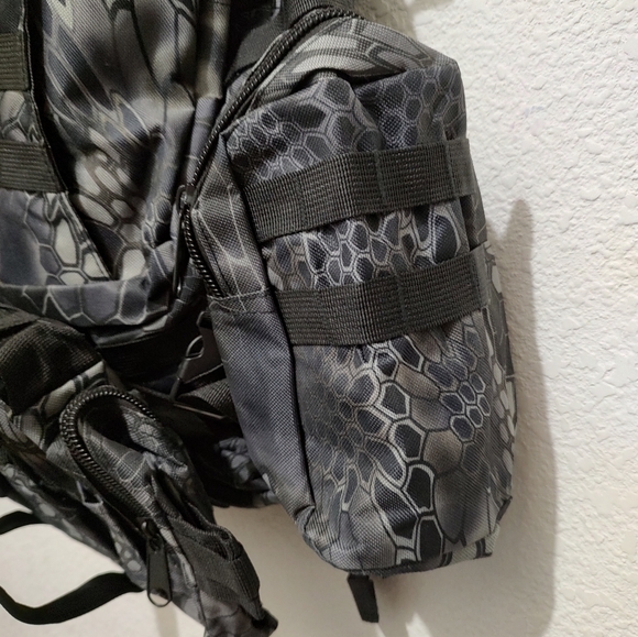 Unbranded Tactical Backpack (rack 2) - Picture 4 of 8